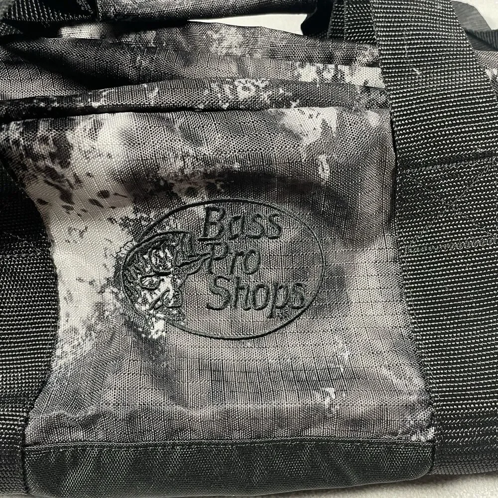 Bass Pro Shop Outfitters Duffle Bag Small Travel Outdoors Black Gray Preowned